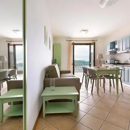 Besass, Gtsgroup 5* Tignale