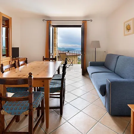 Apart Otel Besass, Gtsgroup 5*