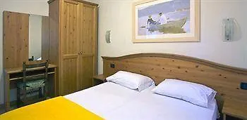 Besass, Gtsgroup 5* Tignale