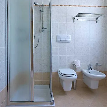 Besass, Gtsgroup Apart Otel 5*